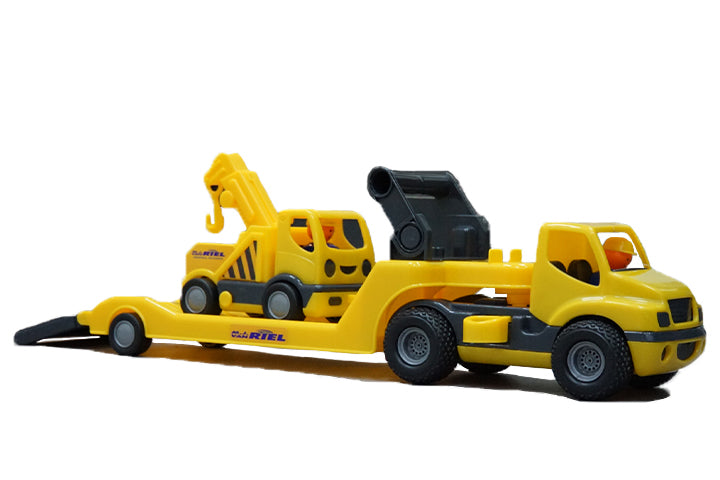 Truck met dieplader en kraanwagen